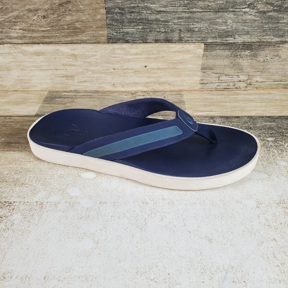 Olukai Leeward Mens Everyday Beach Sandals Sz 9 Comfort Navy Flip Flop Slides